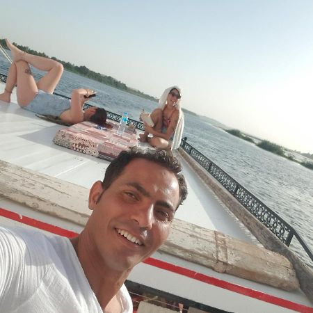 Nile Sunrise Felucca Boat Private Rental Luxor Eksteriør bilde