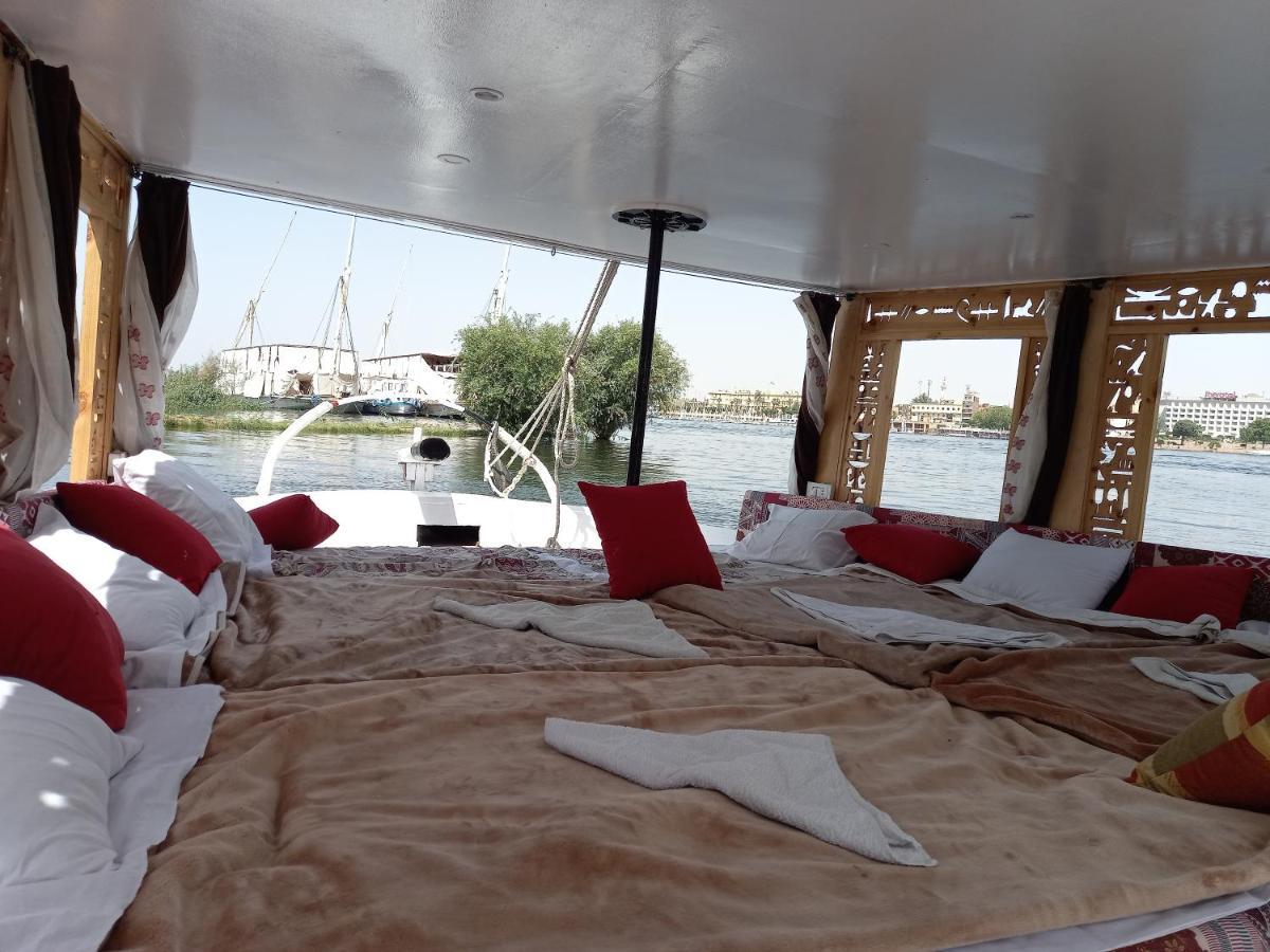 Nile Sunrise Felucca Boat Private Rental Luxor Eksteriør bilde