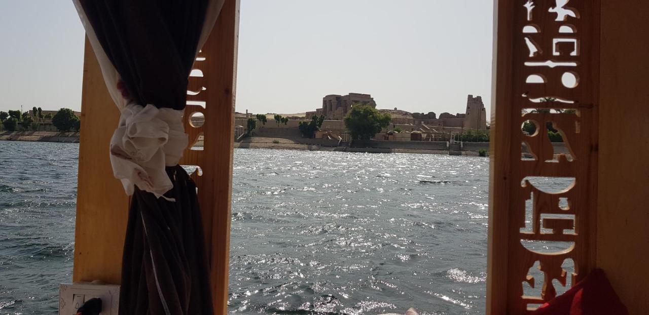 Nile Sunrise Felucca Boat Private Rental Luxor Eksteriør bilde