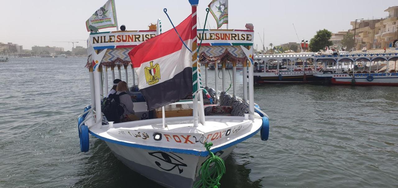 Nile Sunrise Felucca Boat Private Rental Luxor Eksteriør bilde